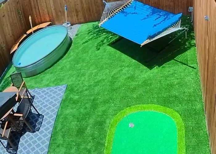 Worth Getaway With Pool & Games Holiday home