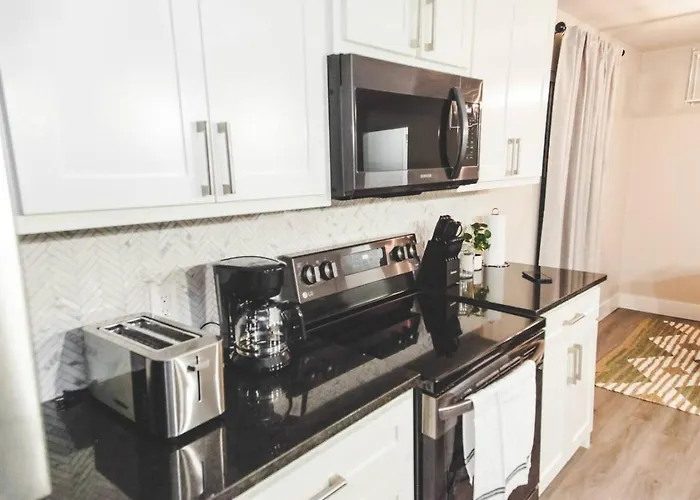 Worth Getaway With Pool & Games Fort Worth