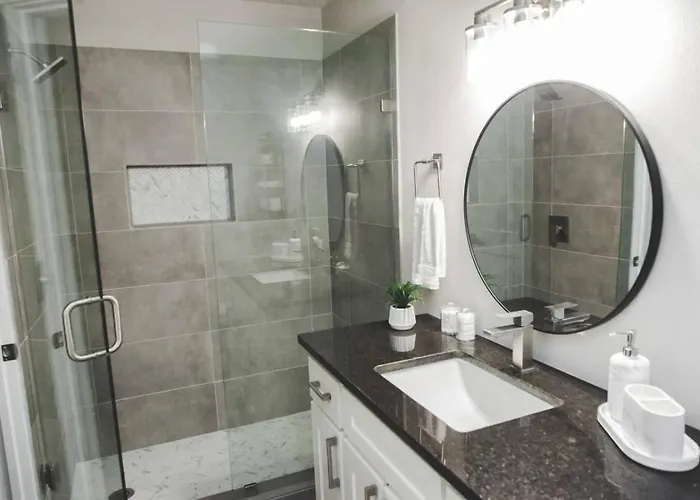 Worth Getaway With Pool & Games Fort Worth